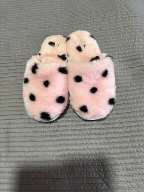 Victoria's Secret Pink and Black Faux-Fur Polka Dot Slippers